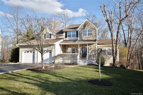 12 Sunset Ct Wappingers Falls Ny 12590 Realtor Com 12 Sunset Ct Wappingers Falls Ny 12590 Realtor Com