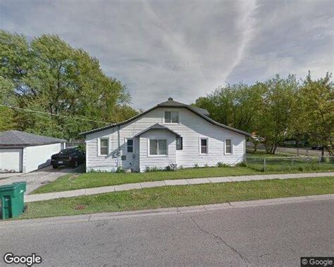 1301 N Lake Shore Dr Round Lake Beach Il 60073 Homes Com