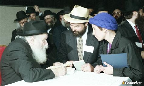 17 Facts Everyone Should Know About Hasidic Jews Chabad Org