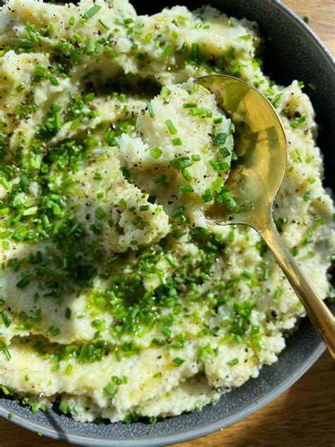 Chive And Garlic Mashed Potatoes