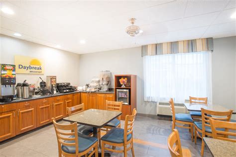 Days Inn By Wyndham Watertown Fort Drum Evans Mills Ny Hotels