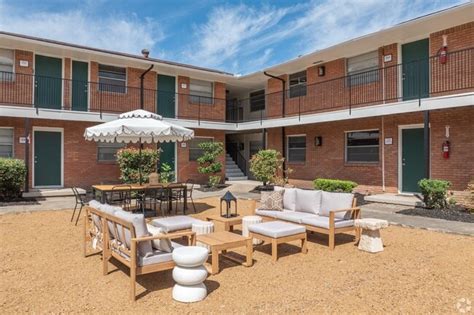 Enclave At Wyrick Estates Apartments For Rent With A Yard Dallas Tx Enclave At Wyrick Estates Apartments For Rent With A Yard Dallas Tx