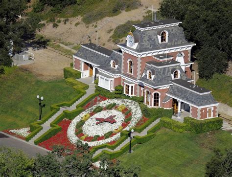Facts About Michael Jackson Amp 39 S Neverland Ranch Popsugar Home Facts About Michael Jackson Amp 39 S Neverland Ranch Popsugar Home