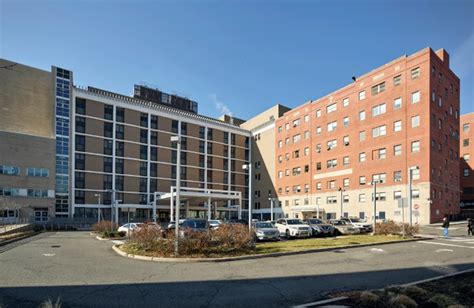 Four N J Facilities Named Top Teaching Hospitals By Leapfrog Roi Nj