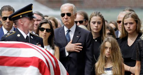 Four Years After Beau Biden S Death His Father Bonds With Voters In Pain The New York Times
