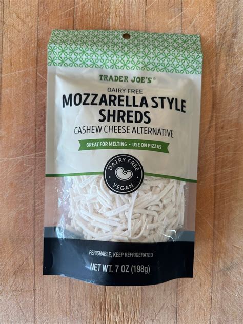 Glenview Farms Vegan Mozzarella Style Shreds Glenview Farms Vegan Mozzarella Style Shreds