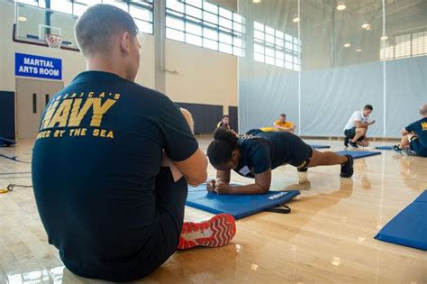 Goodbye Curl Ups Navy Releases New Prt Rules For Planks And Rowing Military Com Goodbye Curl Ups Navy Releases New Prt Rules For Planks And Rowing Military Com
