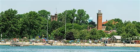 Harbor Island Park And Beach In Mamaroneck New York Photograph By Harbor Island Park And Beach In Mamaroneck New York Photograph By