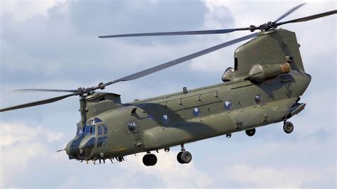 Hd Military Power Boeing Ch 47 Chinook Helicopter In Flight Hd Military Power Boeing Ch 47 Chinook Helicopter In Flight