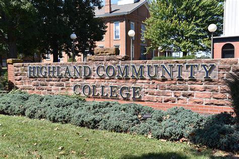 Highland Community College Accurate Biometrics Saves Hours Daily