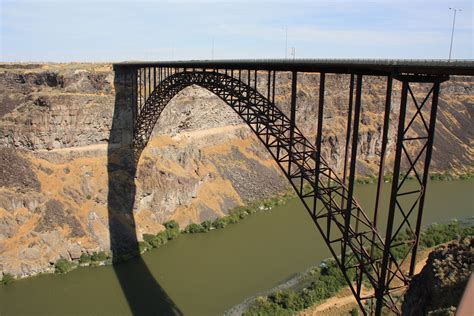I B Perrine Arch Bridge Over The Snake River In Twin Falls Idaho Stock