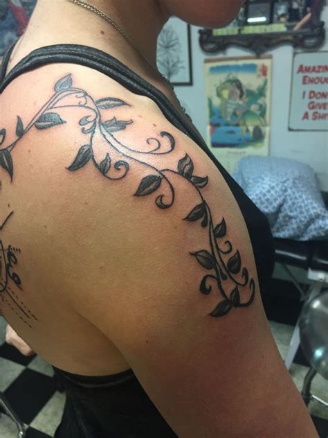 Introducing Flower And Vine Tattoo For A Fun And Playful Twist Alexis