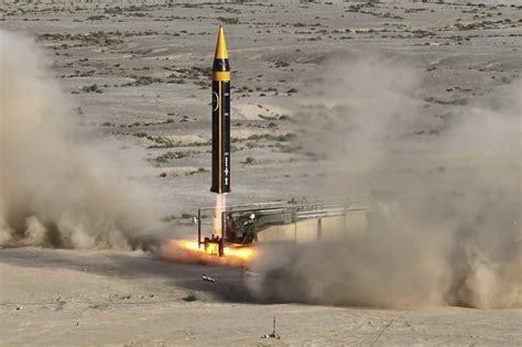 Mxm News Iran Unveils Latest Version Of Ballistic Missile
