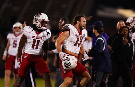 Nc State Football Vs Marshall Live Updates For Mj Morris Amp 39 Start