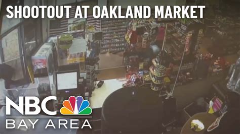 Oakland Ca Store Clerk Pulls Gun Amp Defends Friend From Armed Attacker