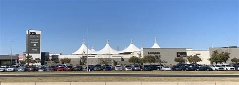 Restaurants Near Outlet Mall Okc