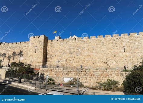 Star Of David Star Of David On The Wall Of Jerusalem S Old City