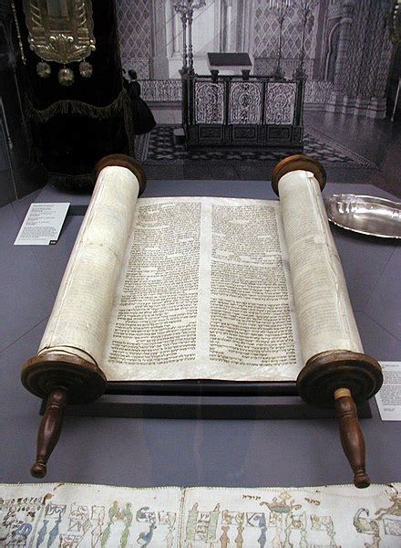 Torah Scroll Wikipedia Torah Scroll Wikipedia