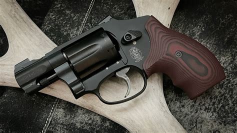 Ultimate J Carry Revolver