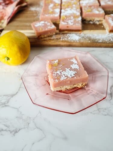 Vegan Strawberry Lemonade Bars Fragrant Vanilla Cake Vegan Strawberry Lemonade Bars Fragrant Vanilla Cake